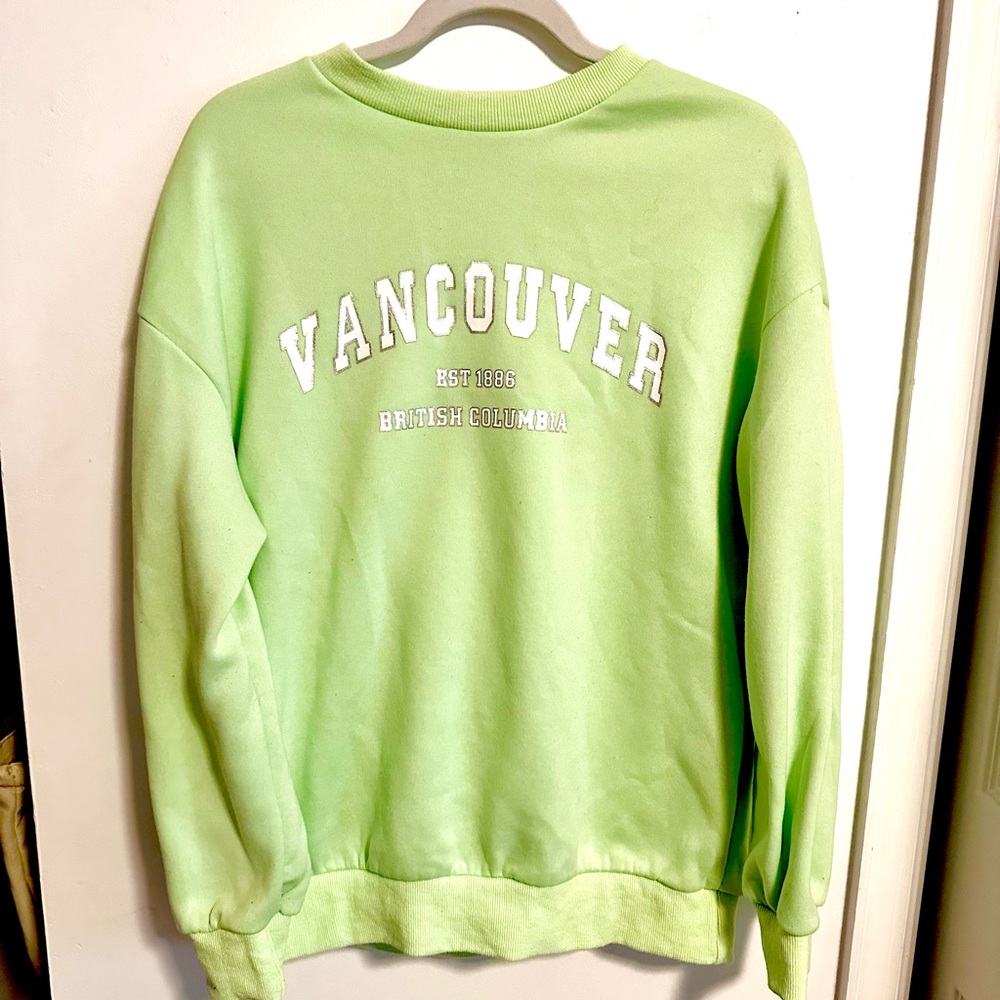 lime green crewneck size medium